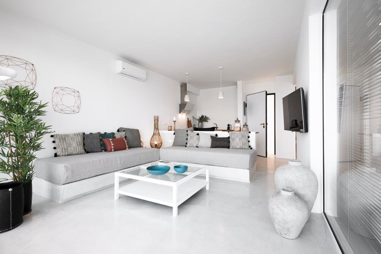Infinite Blue Luxury Suites Fira  Eksteriør bilde